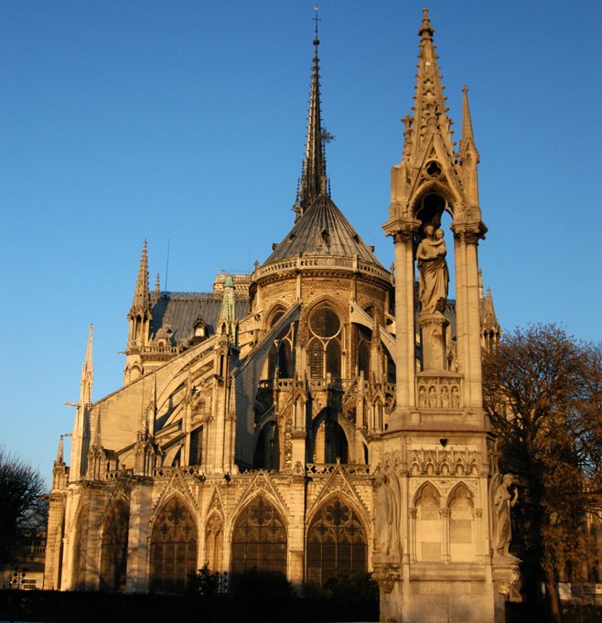 巴黎圣母院之石材建筑与雕刻艺术欣赏